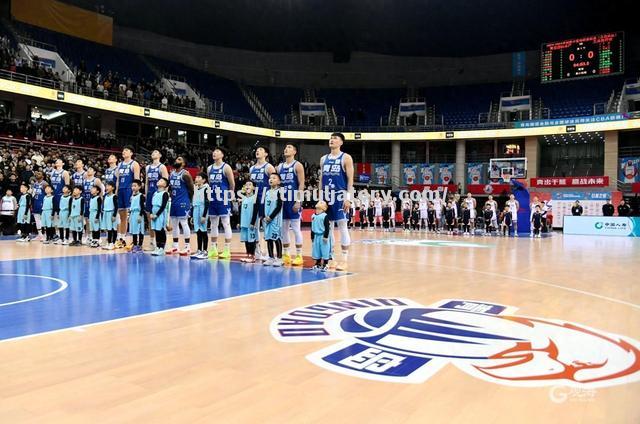 四川成都兴城险胜青岛黄海！