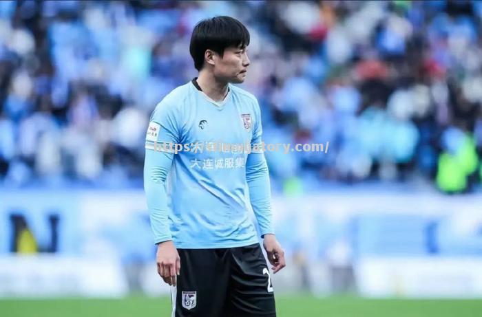 星空体育-大连客场-逼平河南建业，取得保级重要一分