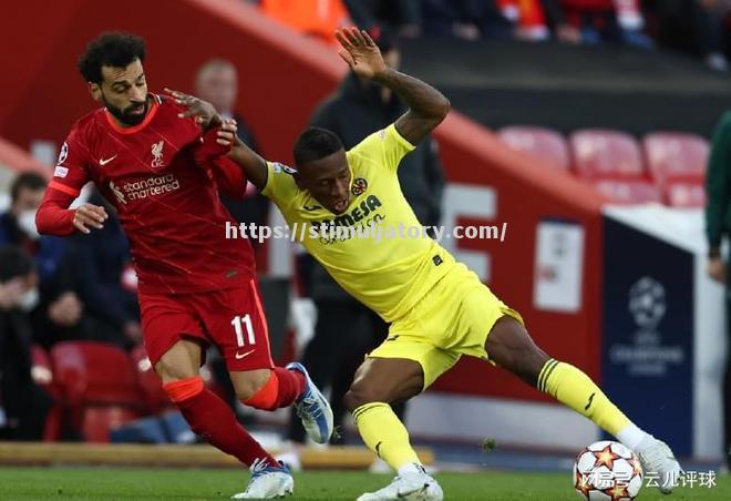 曼联再度力挫强敌,欧冠赛场露出实力 曼联再度力挫强敌,欧冠赛场露出实力