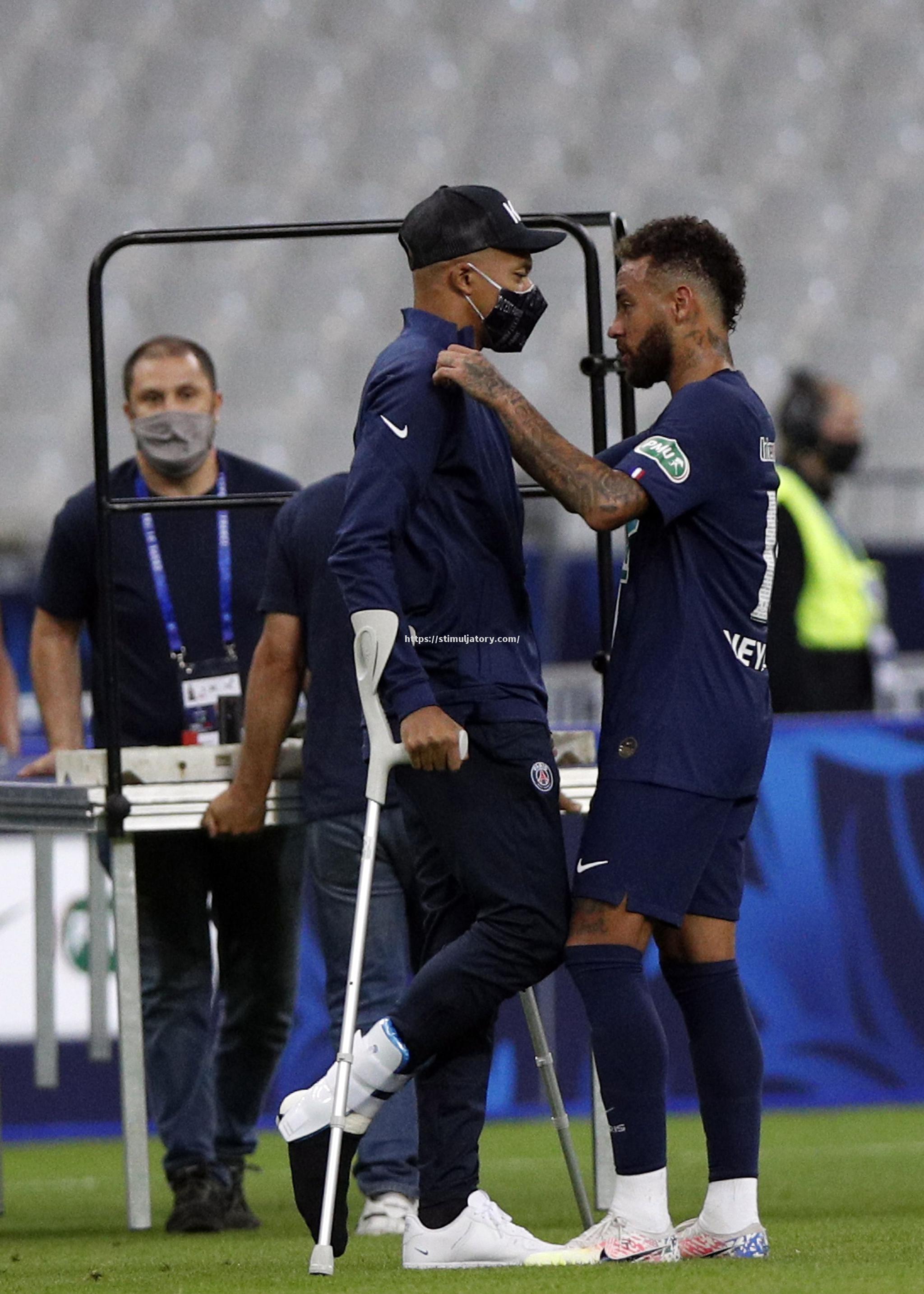 星空体育-巴黎圣日耳曼法比赛；人都应多列，%