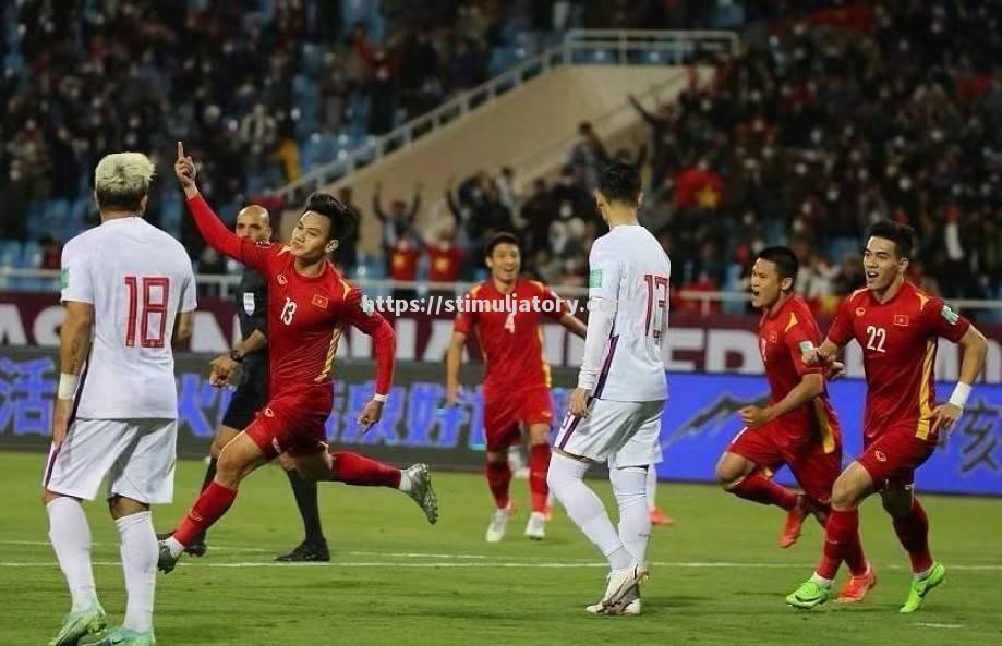 星空体育-罗马客场大获全胜,出线形势一片美好