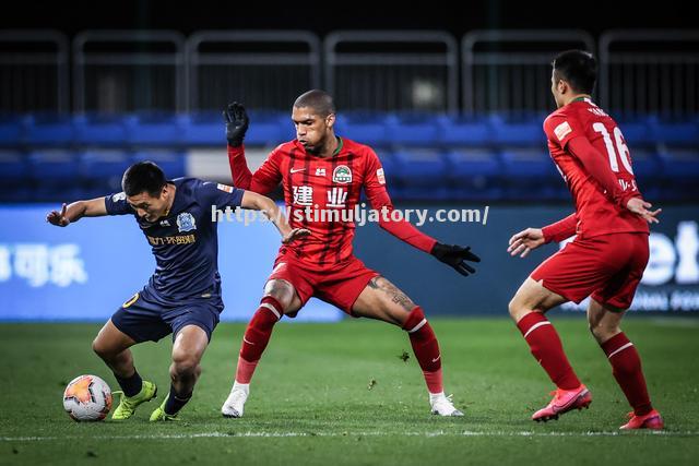 星空体育-富力客场大胜建业,前途一片光明