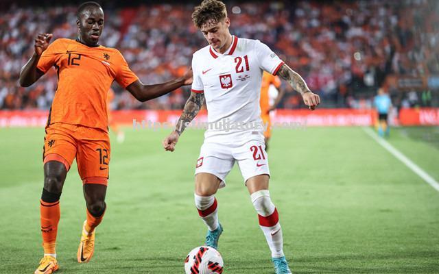 荷兰不敌波兰无缘四强