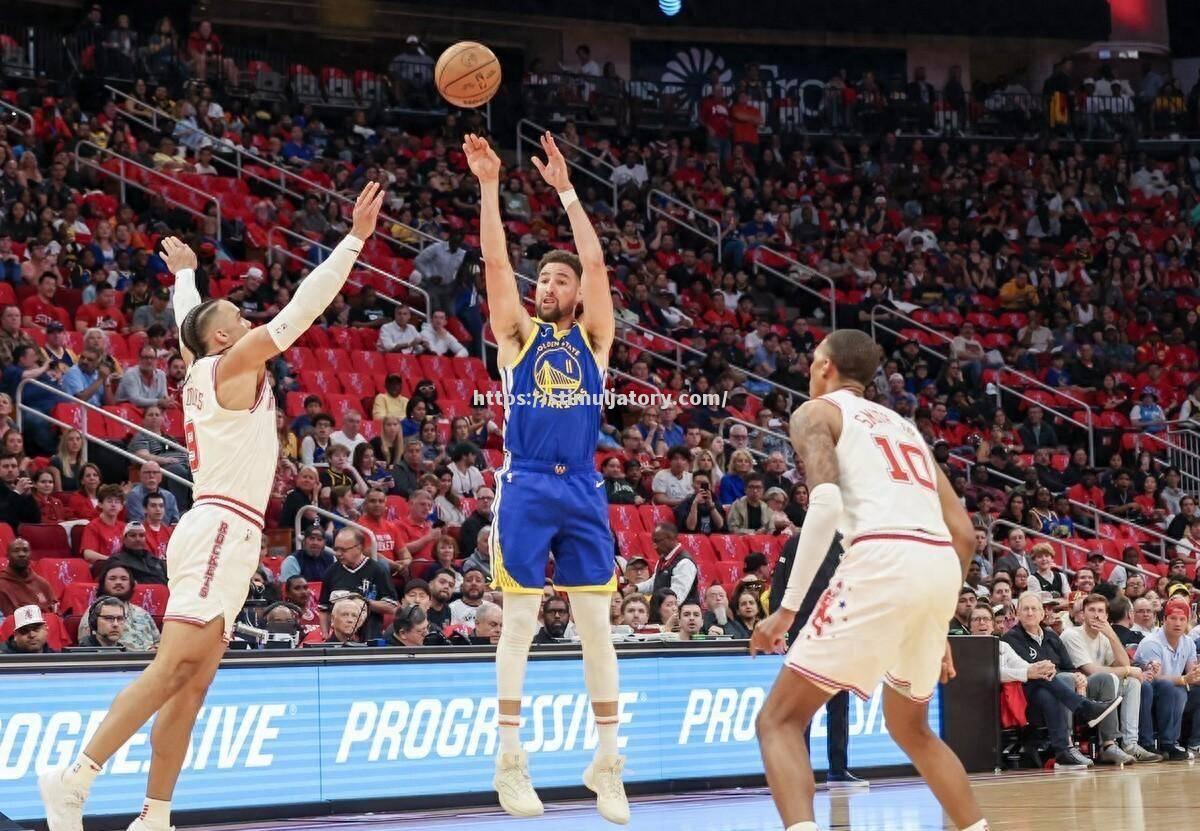 星空体育-勇士豪取连胜，稳坐第一