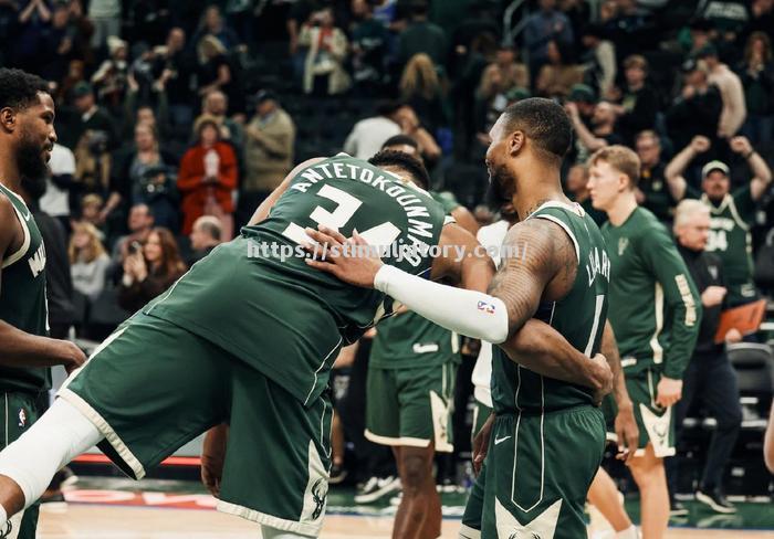 星空体育-东部联盟决赛火花漫天雄鹿击败猛龙继续前行