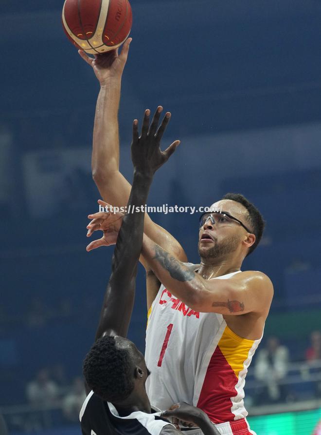 湖南男篮备战赛场,决心夺取胜利 湖南男篮备战赛场,决心夺取胜利