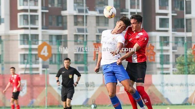 上海上港击溃山东鲁能！继续争冠之路