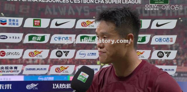 上港主场大胜华夏幸福，积分追平豪取三连胜