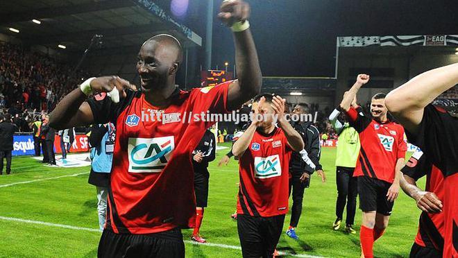 星空体育-卡昂击败图尔则,逐渐走向胜利