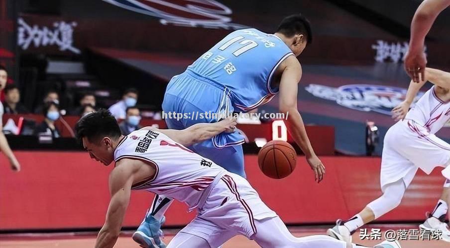 星空体育-篮球比赛份分钟悬念，胜负难以预判