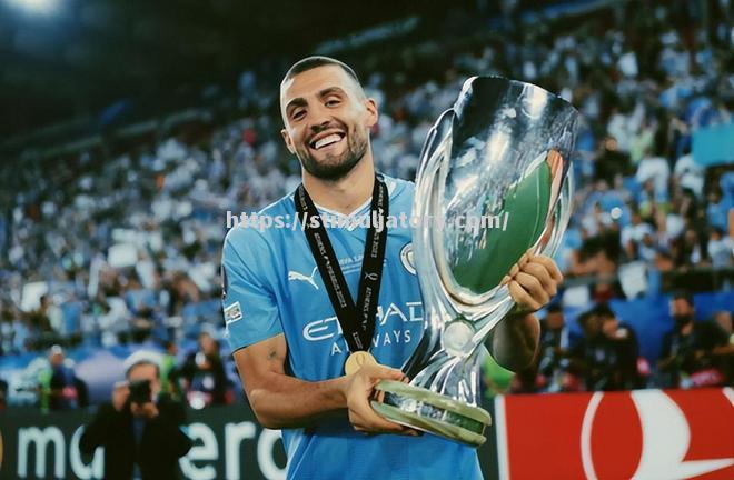 爱尔兰客场逆转，锁定小组头名晋级