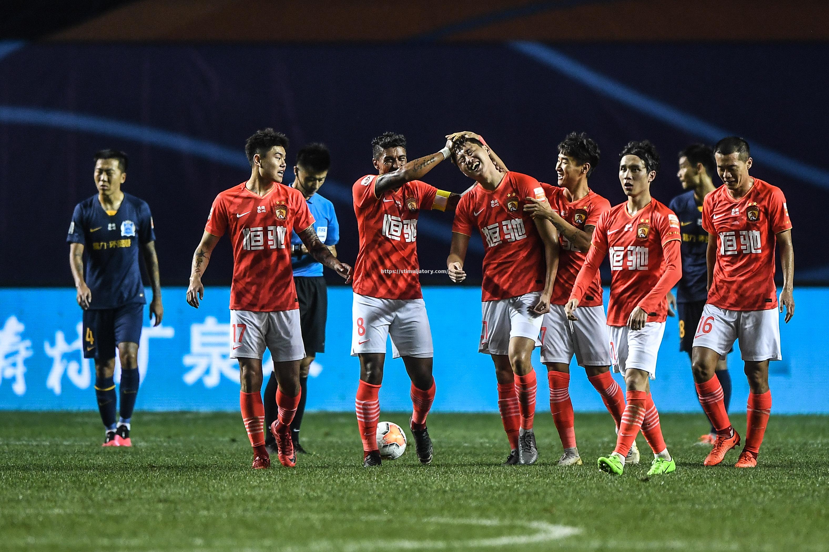 广州德比:富力挑战恒大,豪门对抗 广州德比:富力挑战恒大,豪门对抗