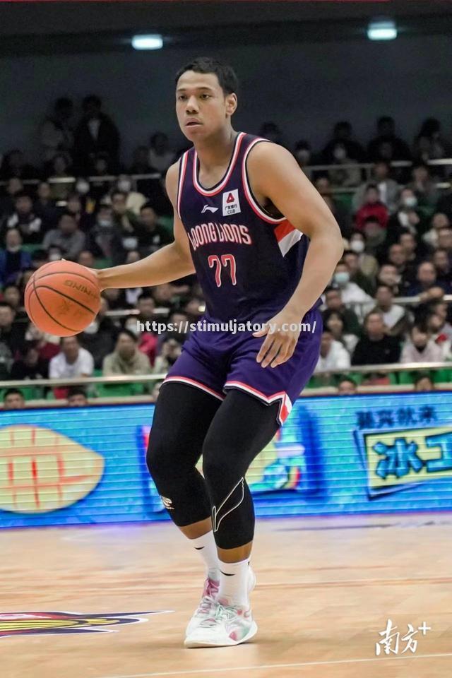 广州队客场告捷,迎来一场胜利 广州队客场告捷,迎来一场胜利