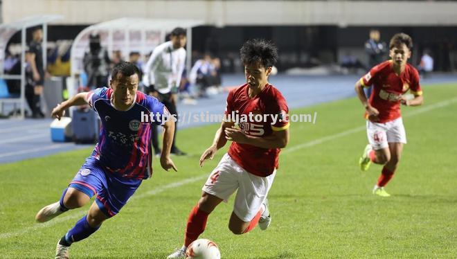 星空体育-国内球队斩获胜利！中国足球在国际赛事中崭露头角