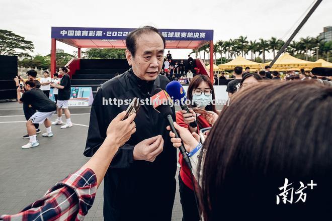 优秀表现引领球队向前,赢得掌声喝彩 优秀表现引领球队向前,赢得掌声喝彩