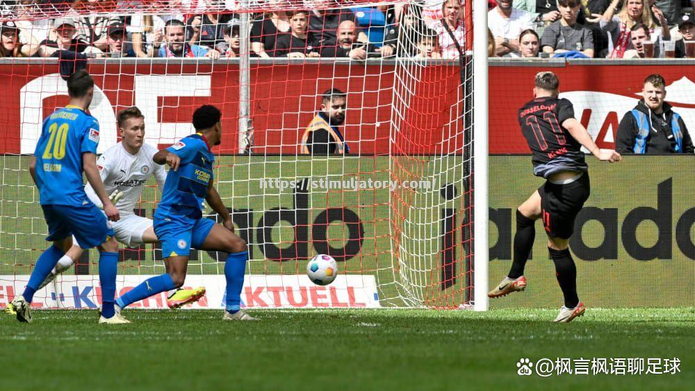 星空体育-汉堡主场惊险击败对手,连胜保持不败纪录