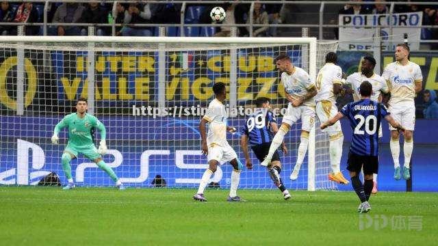 星空体育-国际米兰意外失利,球队迅速调整状态备战下轮