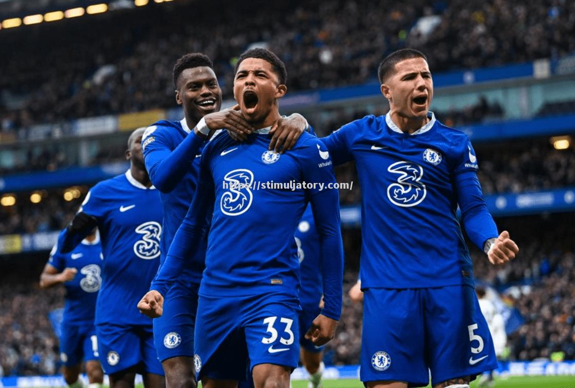 星空体育-埃弗顿主场不敌强敌，蓝军寻找复苏之路