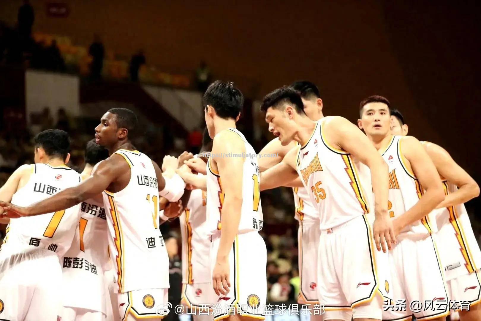 建业客场获胜富力,豪取关键三分 建业客场获胜富力,豪取关键三分