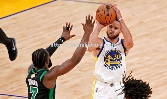 猛龙再胜灰熊！伦纳德打铁砍下全队最高分