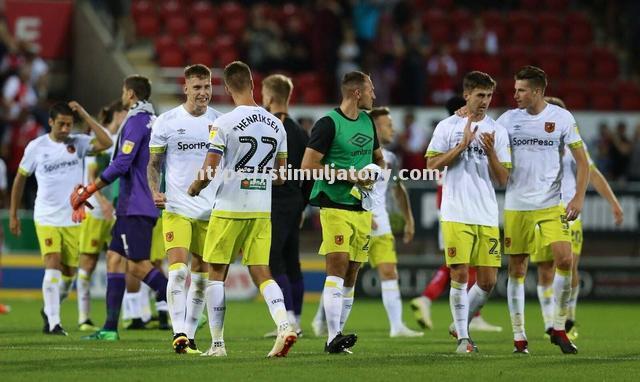 星空体育-欧洲各大俱乐部角逐激烈，胜负难定