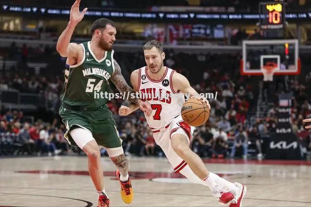 篮网大胜雄鹿,杜兰特砍下全场最高分 篮网大胜雄鹿,杜兰特砍下全场最高分