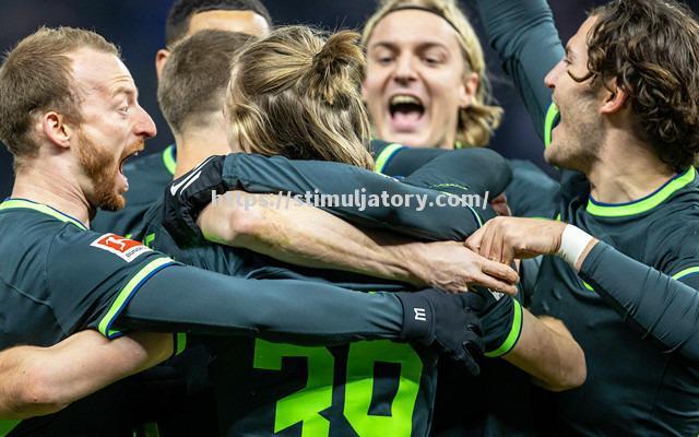 星空体育-云达不莱梅主场痛失三分，降级形势严峻