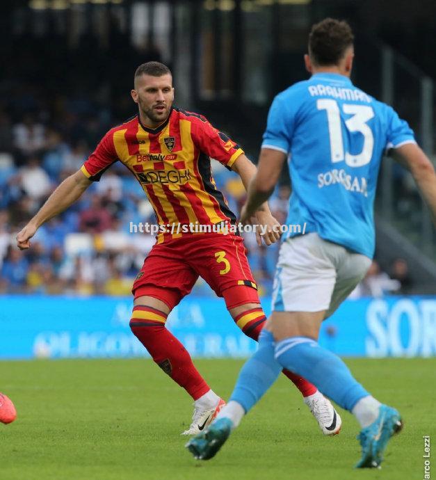 星空体育-那不勒斯客场惨败，表现疲态十足