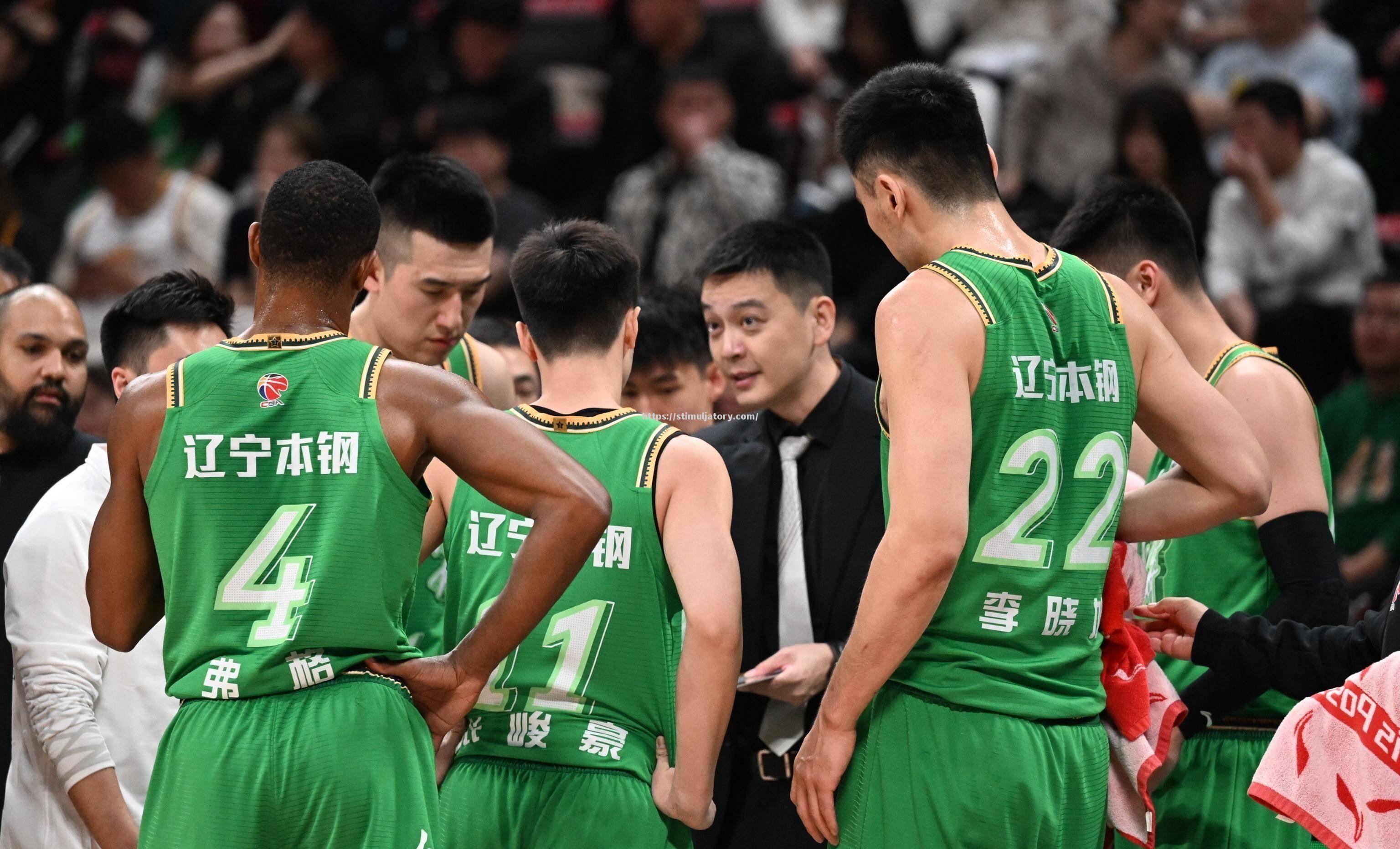 星空体育-辽宁男篮近期比赛发挥出色,全队合作取得胜利