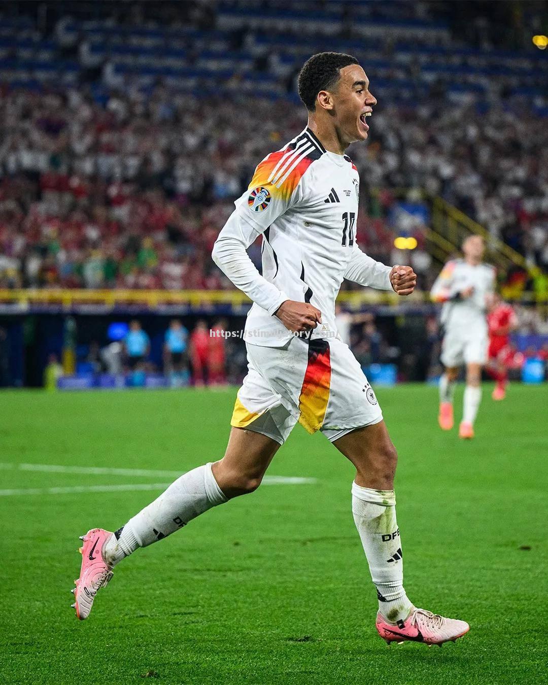 星空体育-欧洲杯预选赛的结果让球迷欣喜若狂