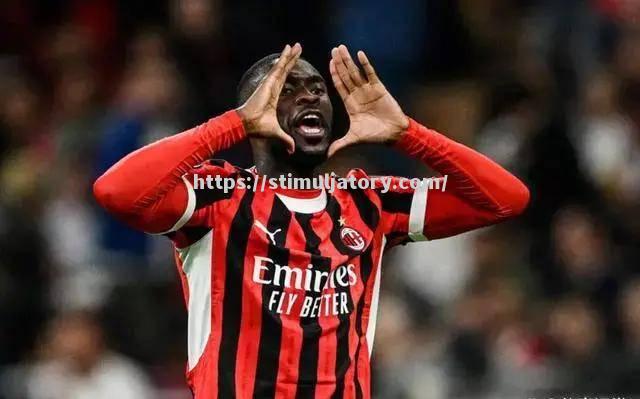 AC米兰遭遇困境，主场拼搏逆转