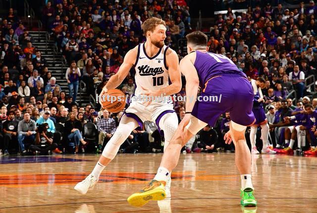 国王外线火力全面爆发,助球队终结连败 国王外线火力全面爆发,助球队终结连败