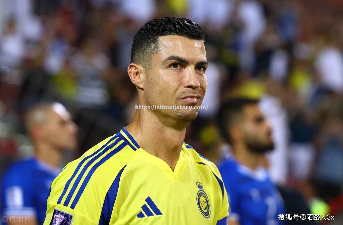 星空体育-足球明星展现实力,引领球队取得胜利