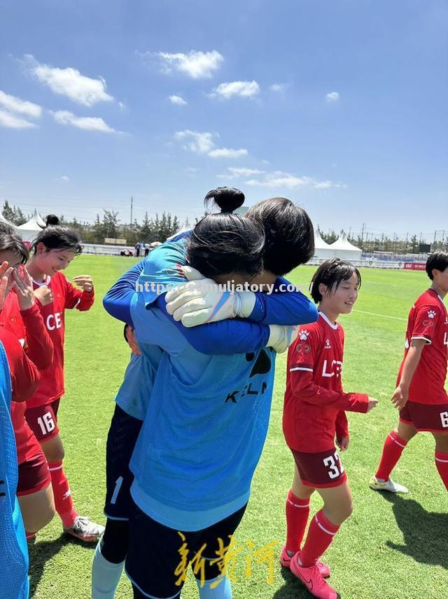 星空体育-德国女足队在比赛中发挥实力击败对手