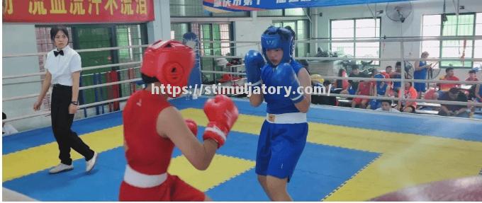 爆发力十足！拳击比赛选手勇夺桂冠