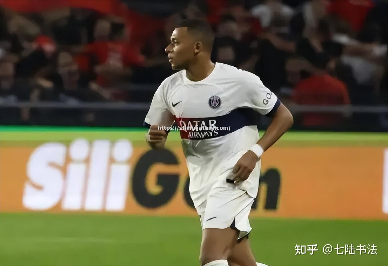 星空体育-巴黎圣日耳曼力争客场战胜雷恩,全队备战