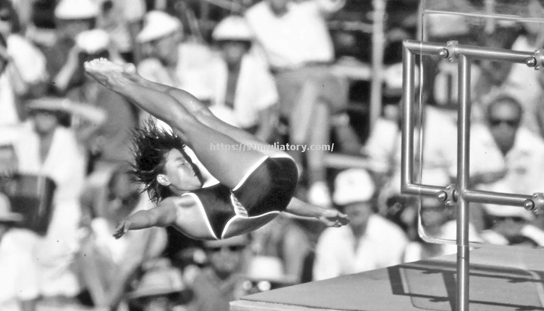 冠军诞生!跳水比赛选手完美演绎 冠军诞生!跳水比赛选手完美演绎