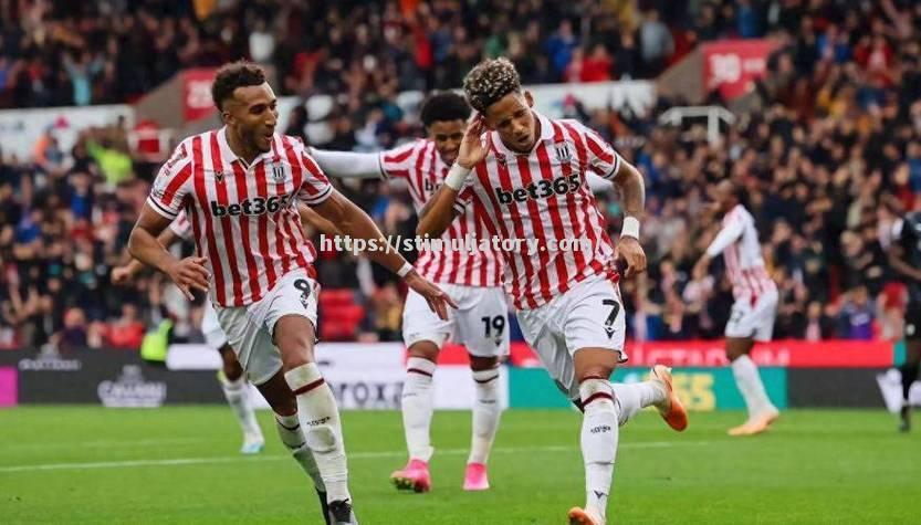 曼联主场逼平桑德兰，遭遇三连平