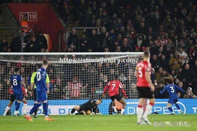 波恩茅斯客场胜出,取得宝贵三分 波恩茅斯客场胜出,取得宝贵三分