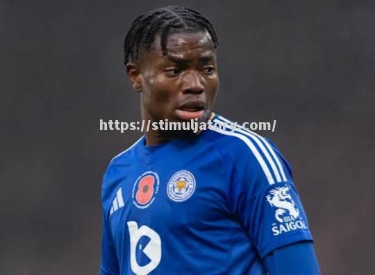 切尔西新赛季战绩起伏不定，争议不断