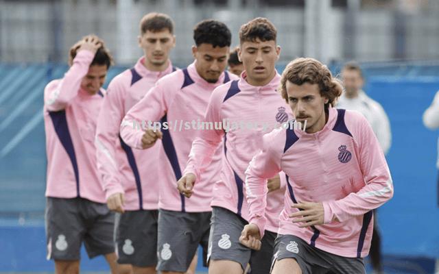 西班牙队士气高涨，盼望在下一场比赛中获胜