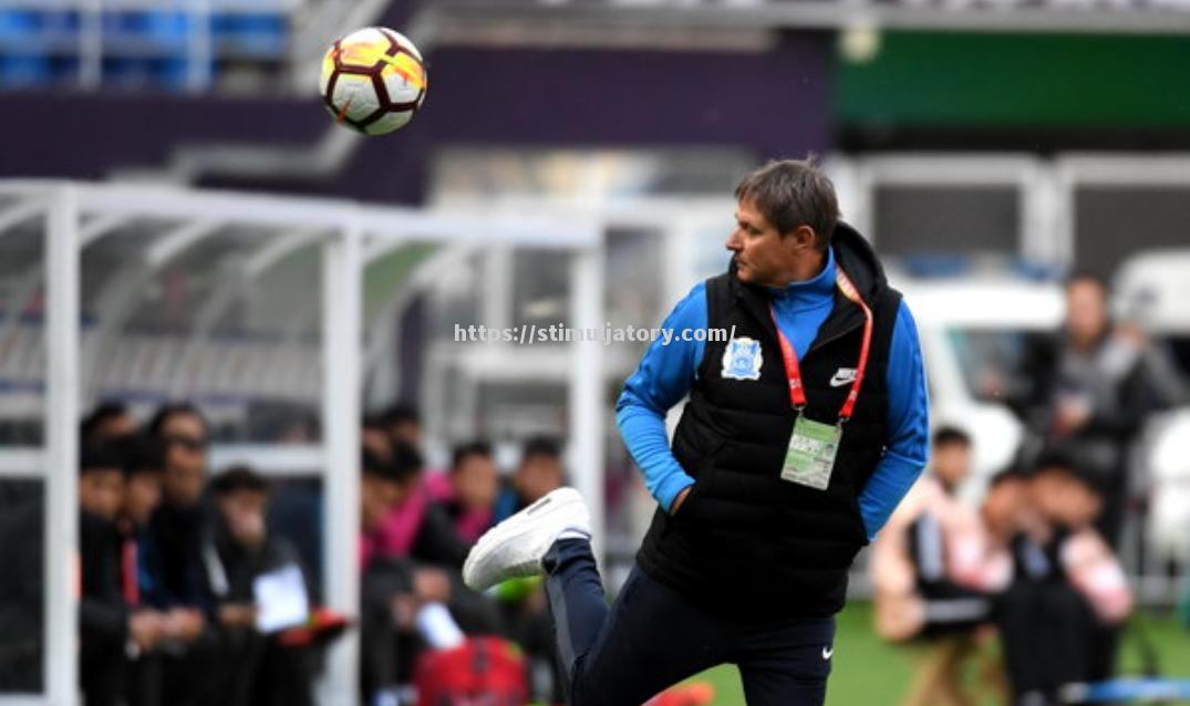 天津泰达连续三轮不胜,主帅施压球员调整状态 天津泰达连续三轮不胜,主帅施压球员调整状态