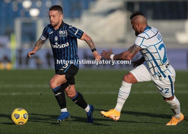 亚特兰大客场胜出,取得关键三分 亚特兰大客场胜出,取得关键三分