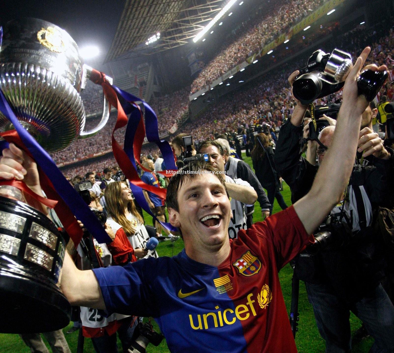 星空体育-巴萨新援菲尔波，攻入关键一球，助球队获胜