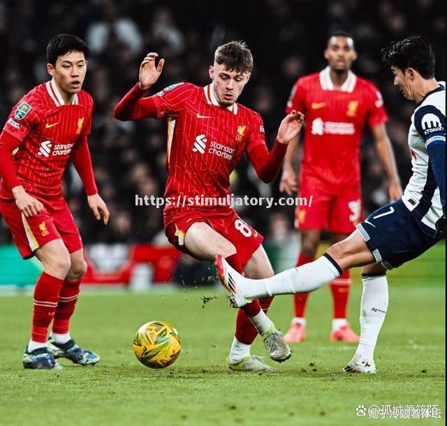 巴塞罗那中场送出绝杀，主场力克亚眠