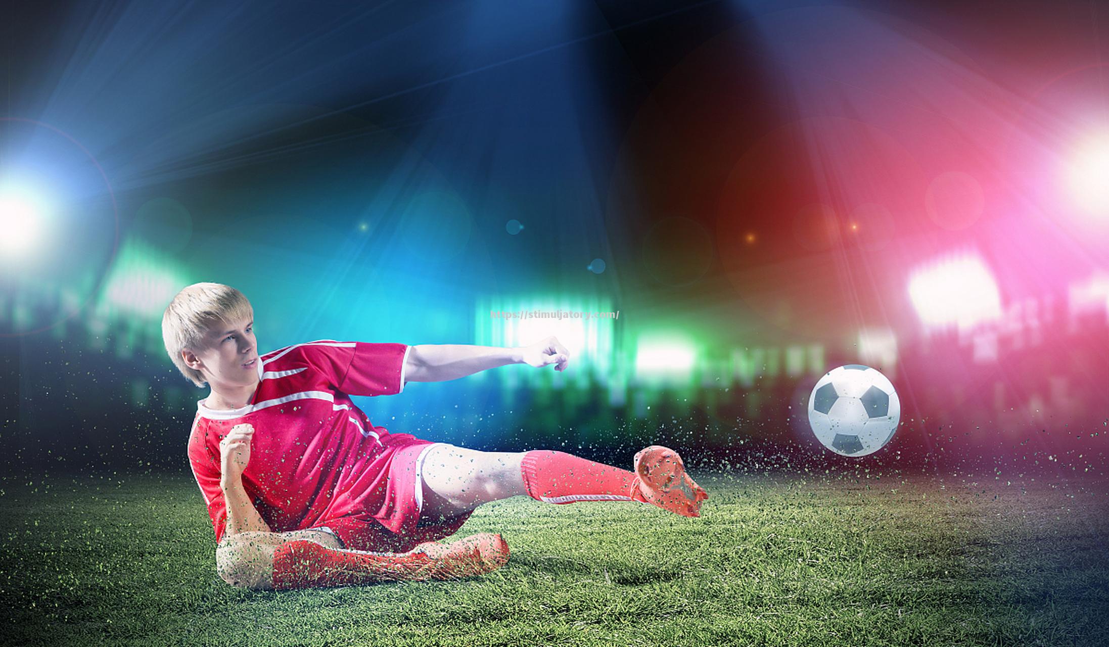 热血足球竞技大比拼，球员奋勇拼搏