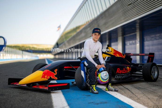 乌德内斯争取取胜，全队努力冲刺积分榜