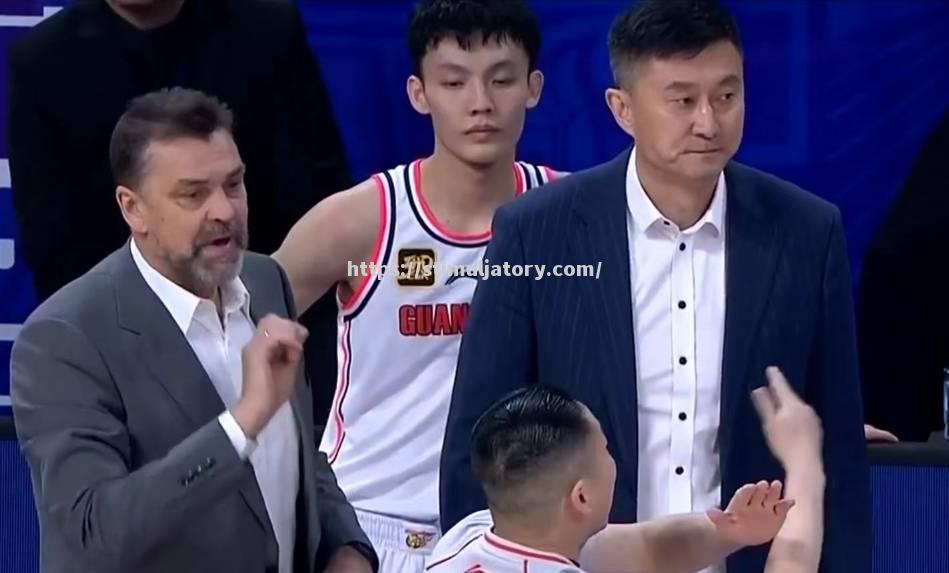 星空体育-云南男篮连战连胜,士气高涨