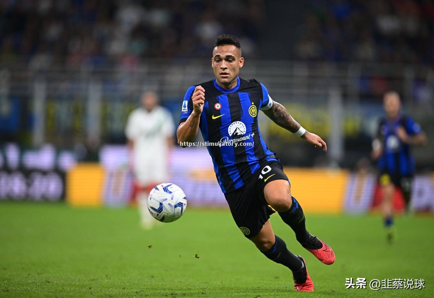 星空体育-西甲劲旅前锋因伤告别赛季，困扰重重低迷期