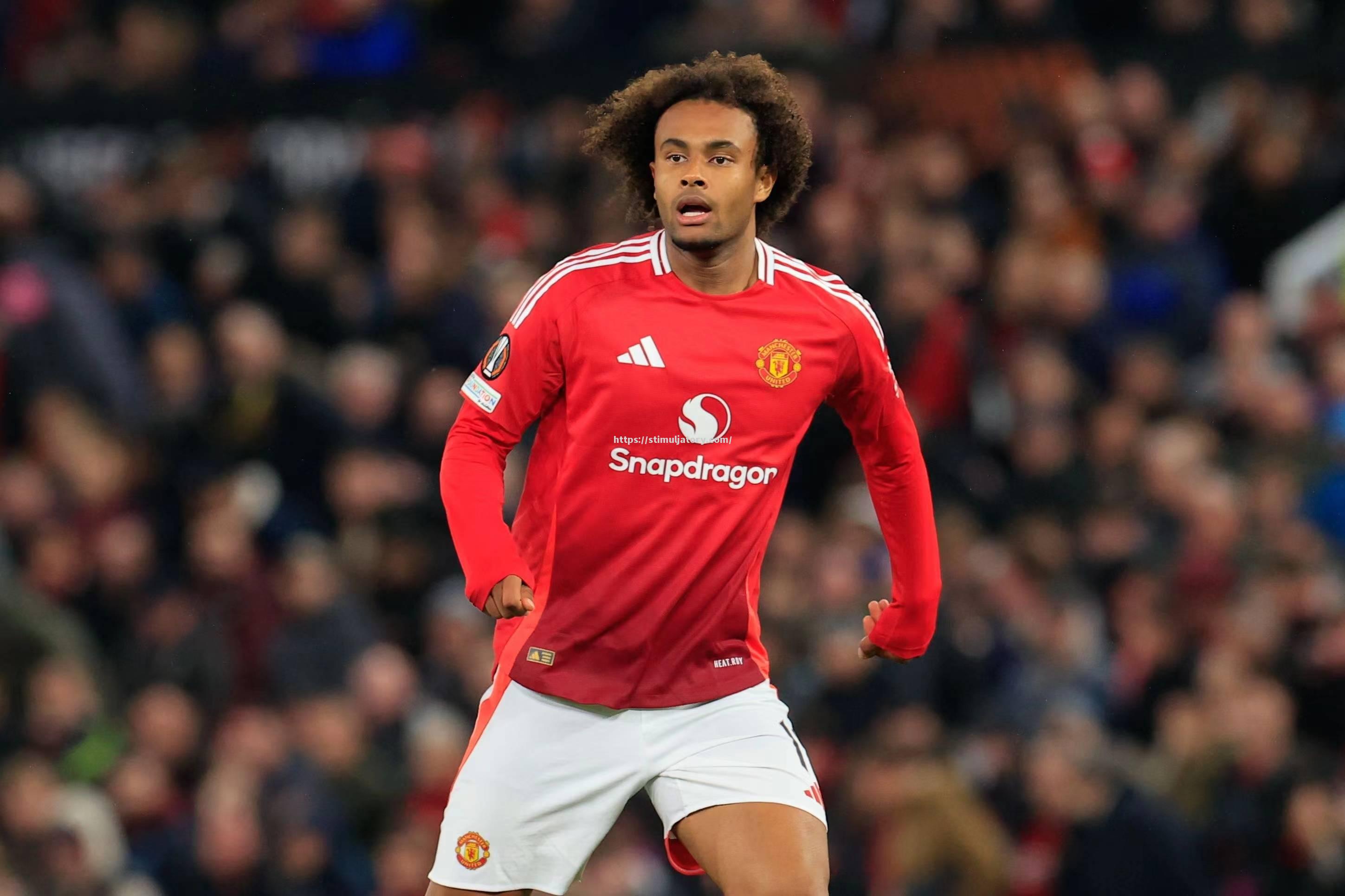 星空体育-曼联球员表现低迷,球迷情绪起伏不定